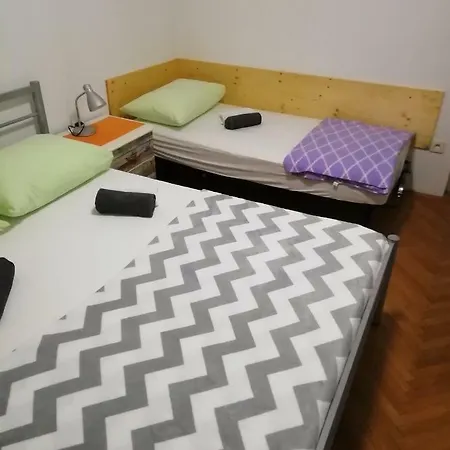 Haus Elvino Guest house *