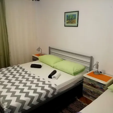 Haus Elvino Guest house Jadranovo