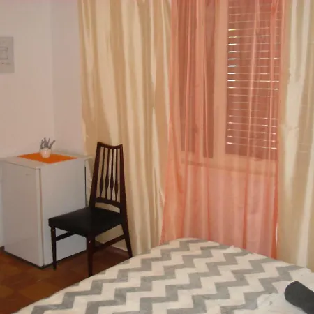 Haus Elvino Affittacamere Jadranovo
